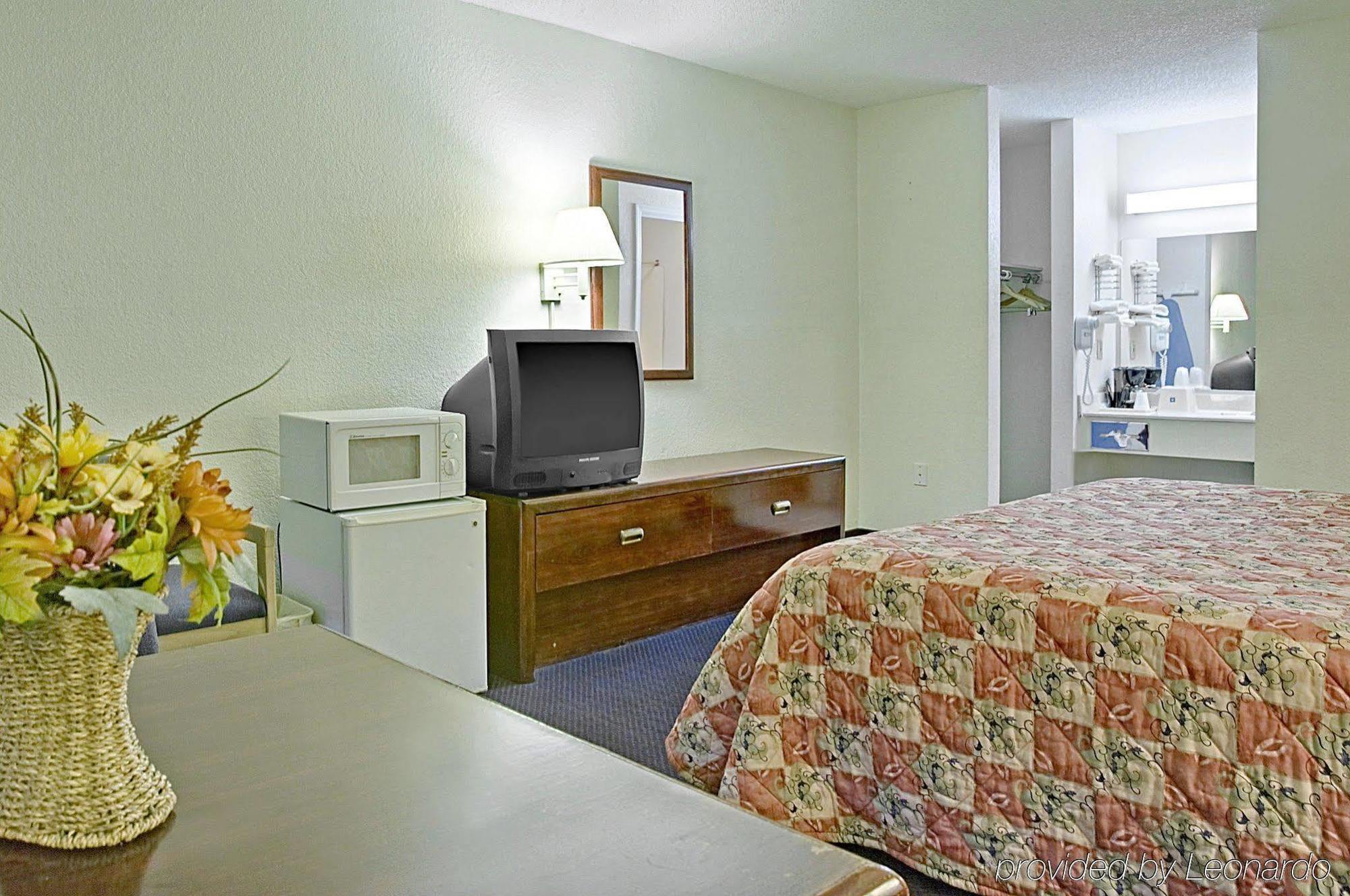 Americas Best Value Inn Dayton Bilik gambar